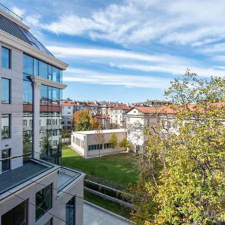 Διαμέρισμα Bright & Spacious Downtown Apt. Σόφια